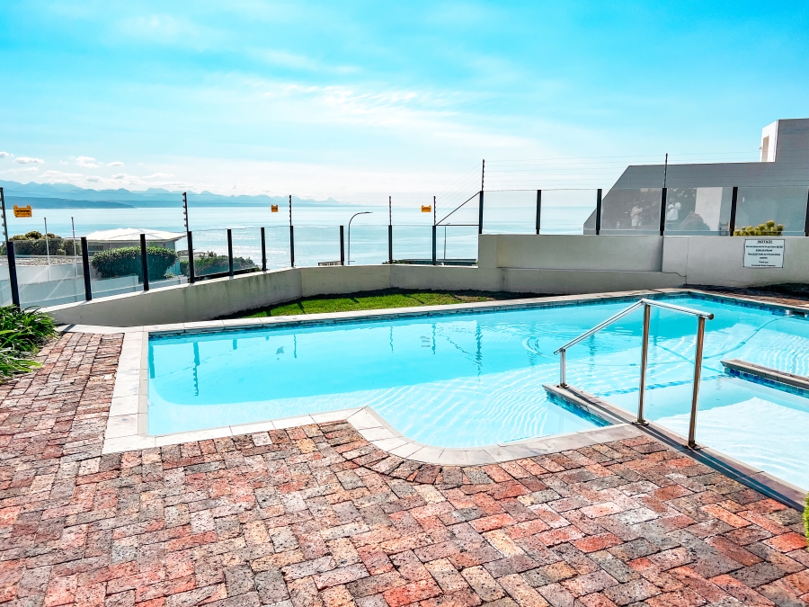 2 Bedroom Property for Sale in Plettenberg Bay Central Western Cape